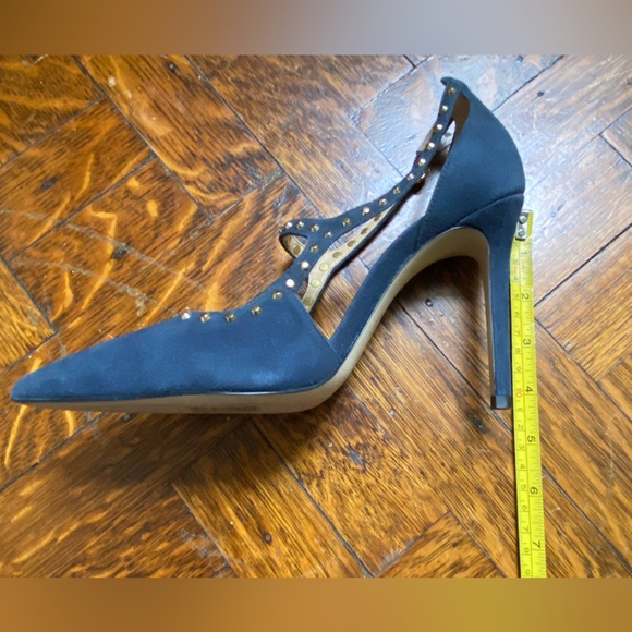 Beautiful NWOT Micheal Kors Navy Blue Suede Heels - Size 7 - Picture 11 of 14